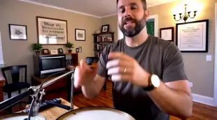 AI Video: A man asking: ‘What is this called in the English language?’