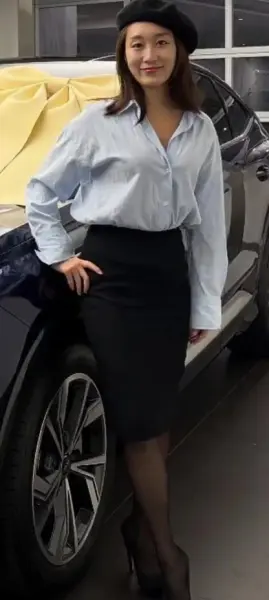 AI Video: She wears and show a garter belt