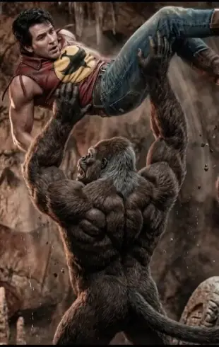 AI Video: Bijesna gorila baca čovjeka na stjenoviti zid. Čovjek pada na tlo. Gorila...