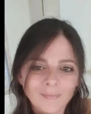 AI Video: Lingerie sexy talons aiguilles