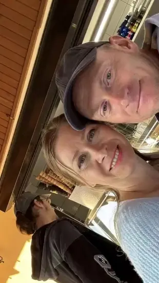 AI Video: singing funny video feom photo