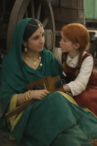 AI Video: La ragazza parla con la donna vestita di verde