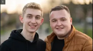 AI Video: the guys chilling on the beach