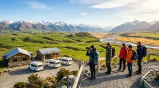 AI Video: Videoclipul începe cu peisaje cinematice din New Zealand, apoi apar turiști...