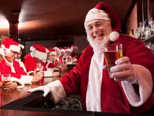 AI Video: laat kerstman het glas heffen en zeggen fijne feestdagen